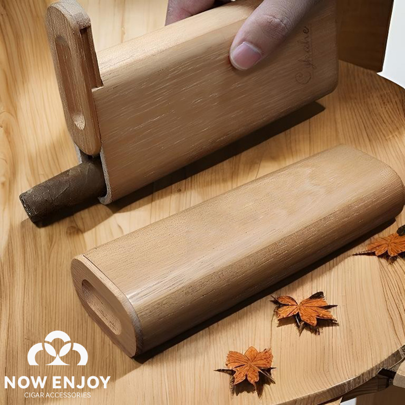 Przenośny futerał na cygara z  – Travel Accessories Us recenzja i cena